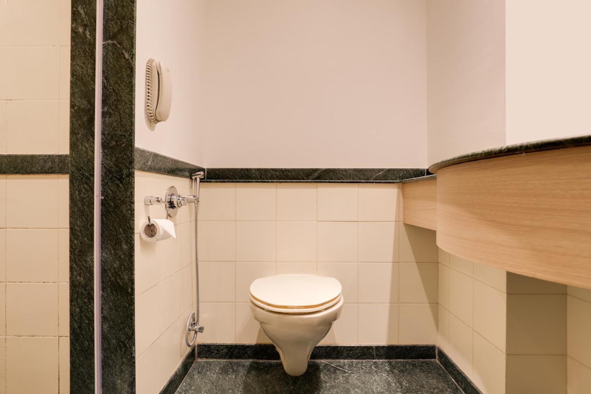 הינג'וואדי Lemon Tree Hotel Hinjewadi Pune מראה חיצוני תמונה