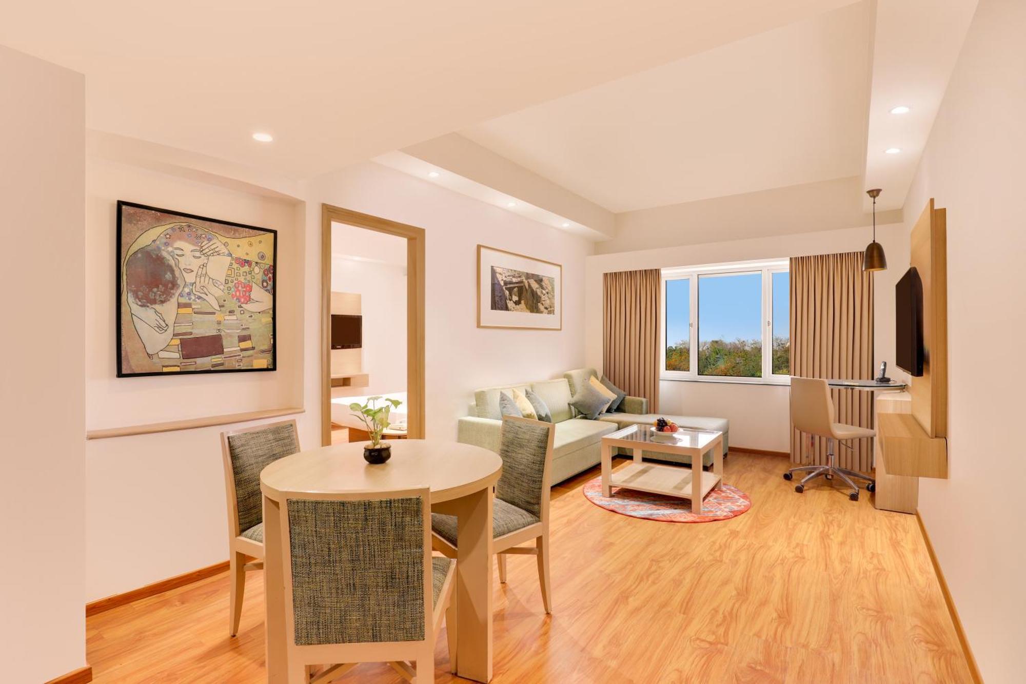 הינג'וואדי Lemon Tree Hotel Hinjewadi Pune מראה חיצוני תמונה